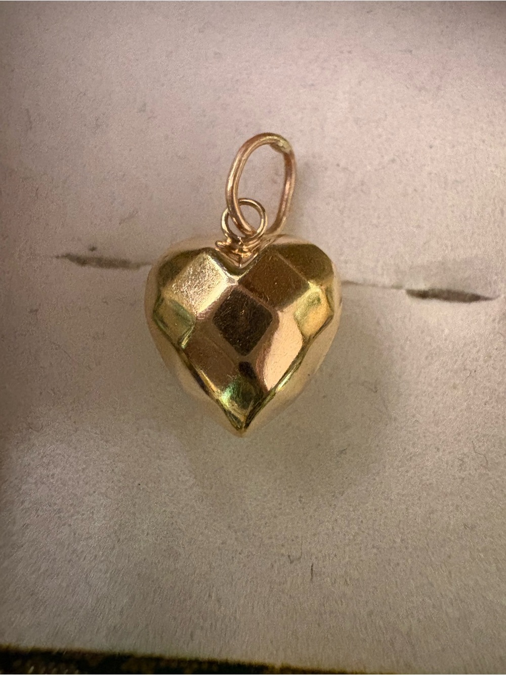 10K Gold Faceted Heart Pendant Charm for Women - Picture 3 of 4